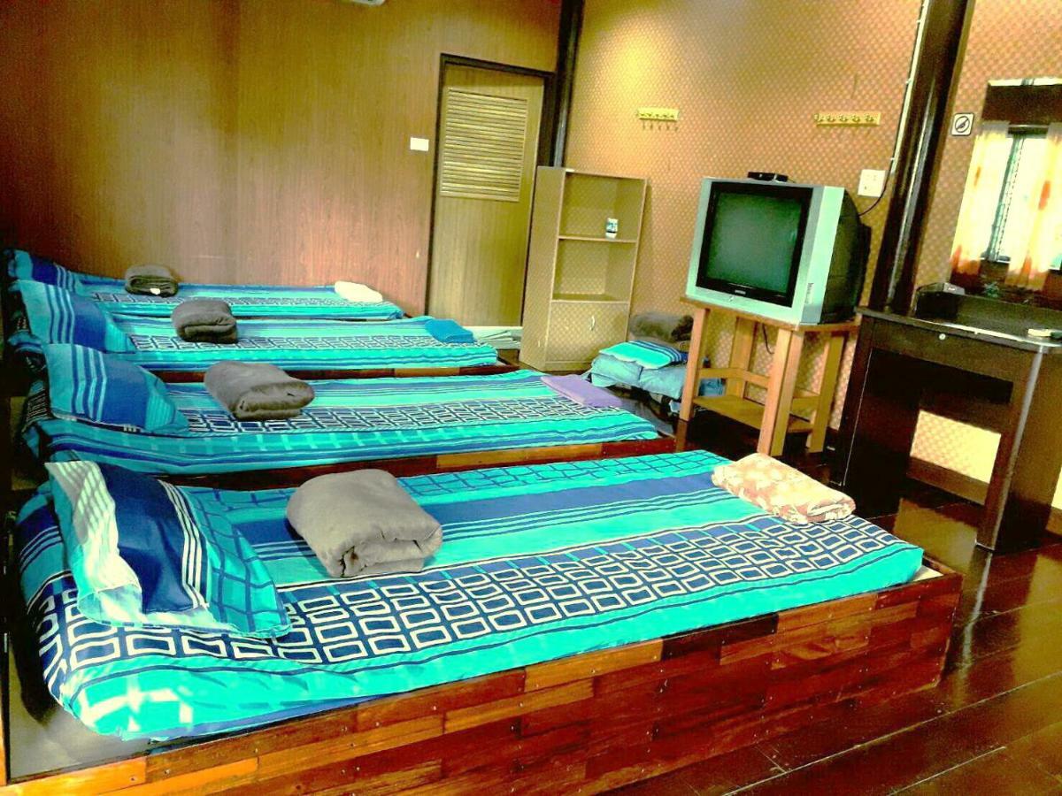 NR Homestay Amphawa Luaran gambar