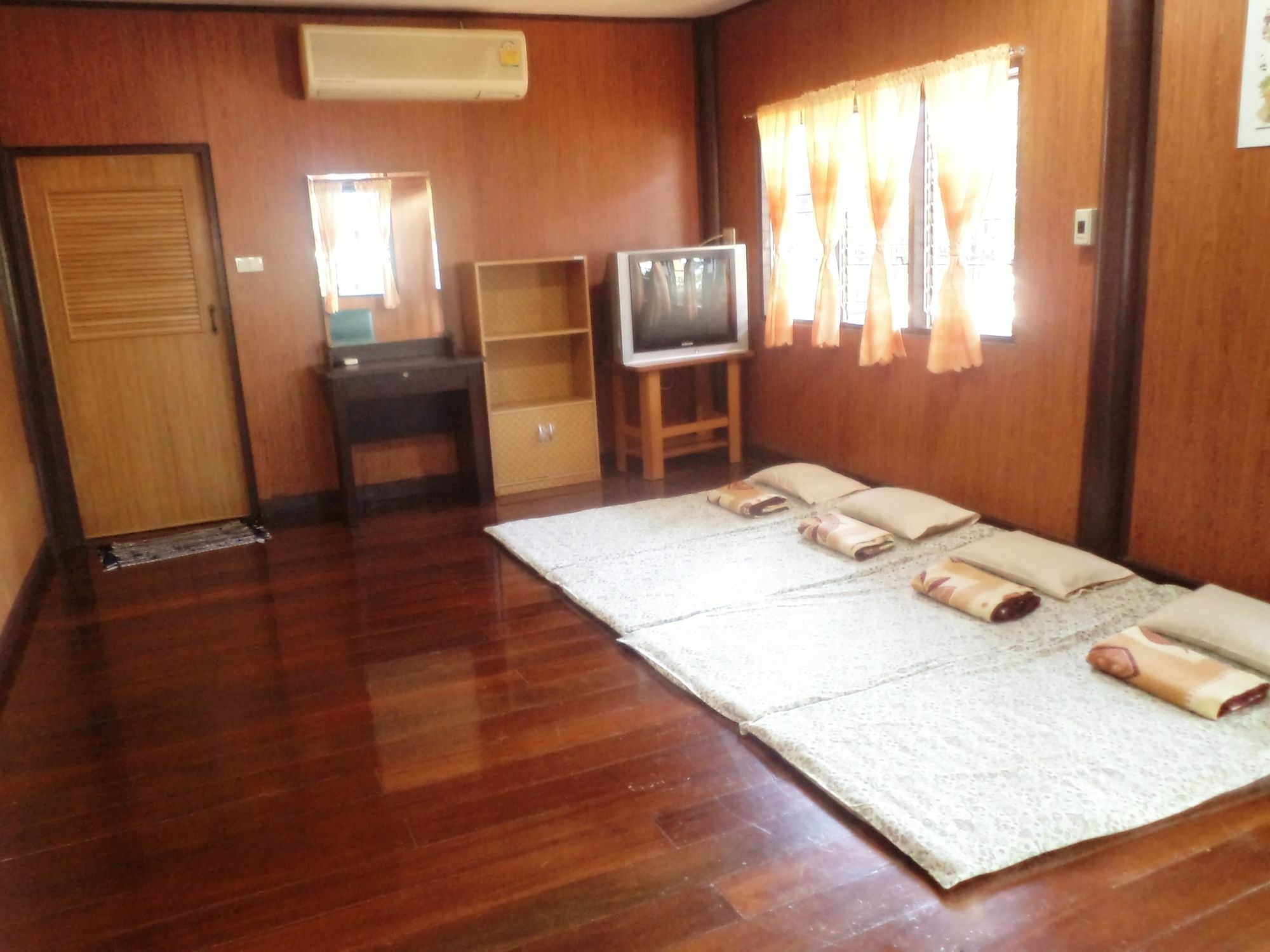 NR Homestay Amphawa Luaran gambar