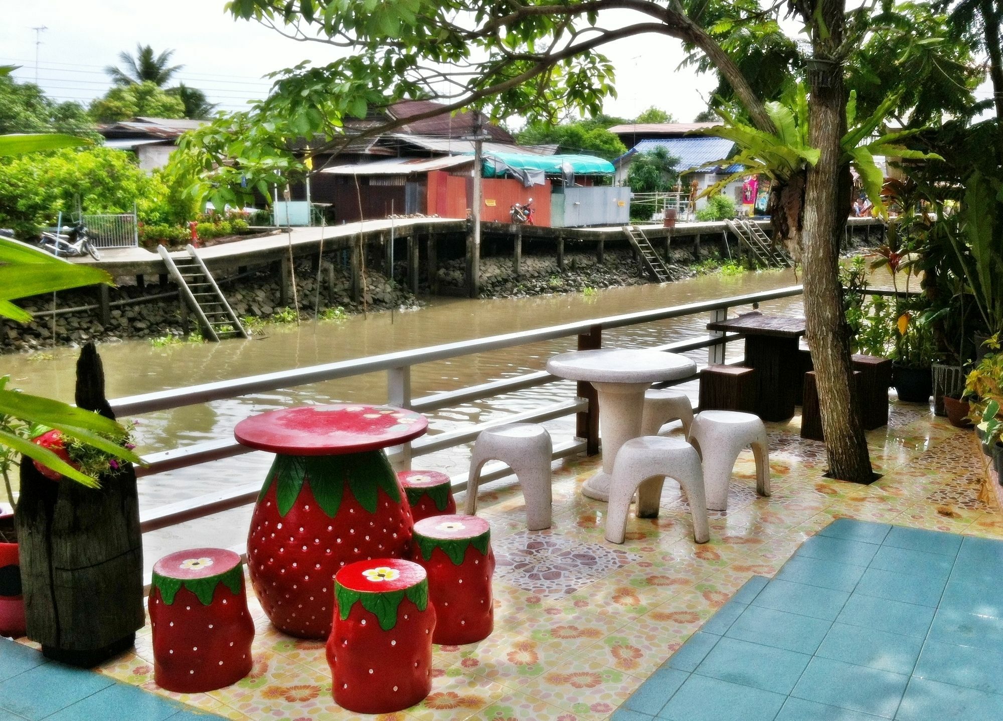NR Homestay Amphawa Luaran gambar